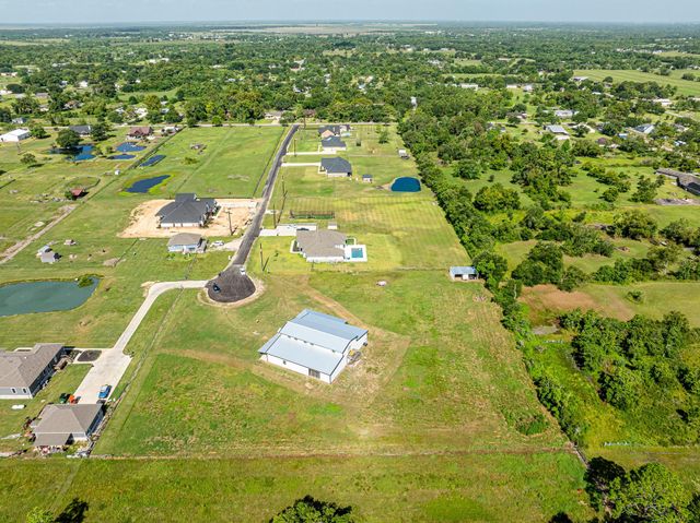 13802 Coyote Run, Santa Fe, TX 77517