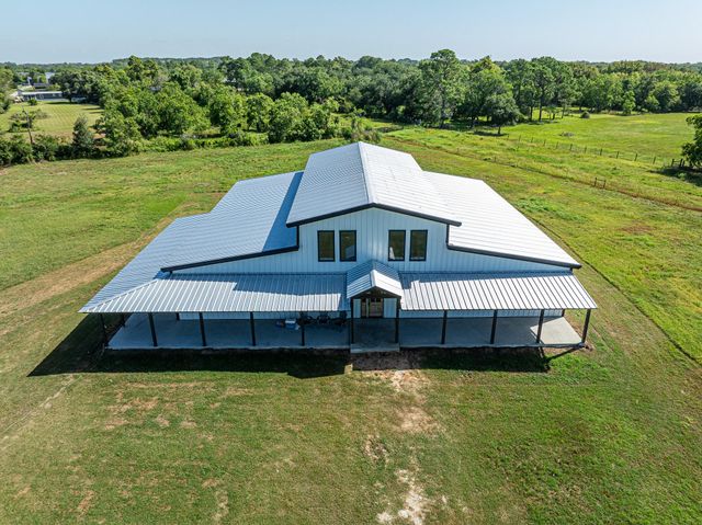 13802 Coyote Run, Santa Fe, TX 77517