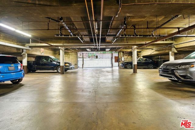 4100 W 1st Street 203, Los Angeles, CA 90004
