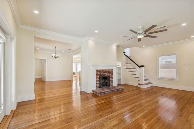 344 21ST AVENUE NE, St Petersburg, FL 33704