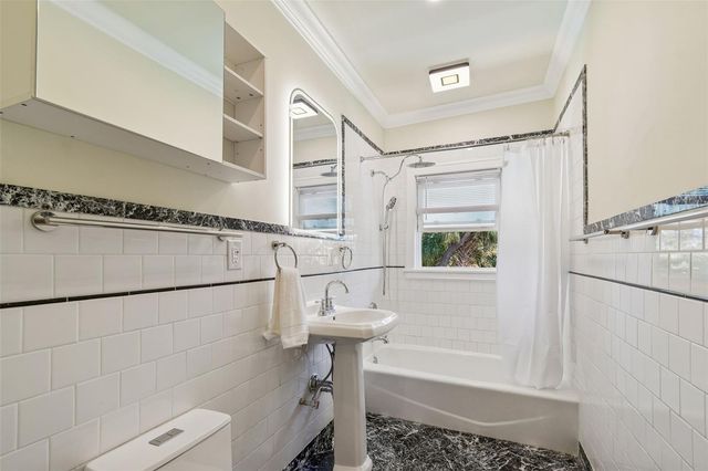 344 21ST AVENUE NE, St Petersburg, FL 33704