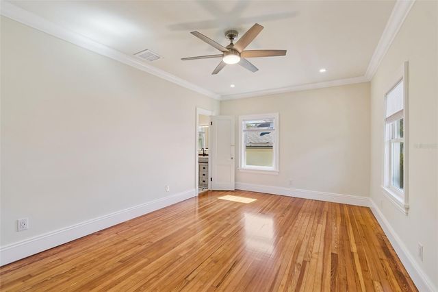 344 21ST AVENUE NE, St Petersburg, FL 33704