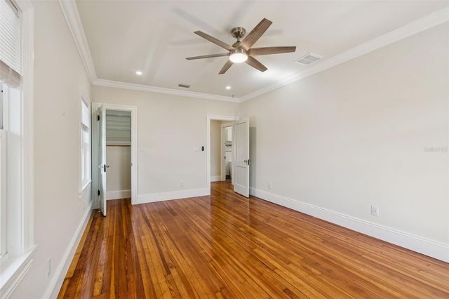 344 21ST AVENUE NE, St Petersburg, FL 33704