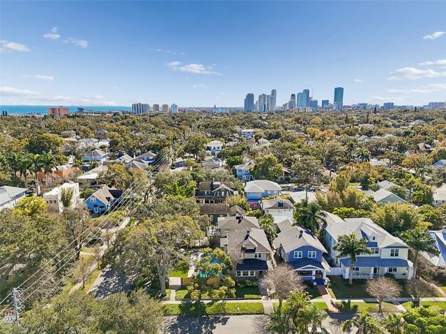 344 21ST AVENUE NE, St Petersburg, FL 33704