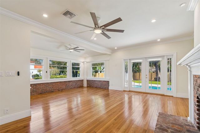 344 21ST AVENUE NE, St Petersburg, FL 33704