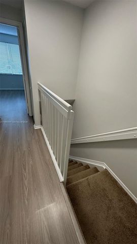 50 Key West Ct 50, Weston, FL 33326