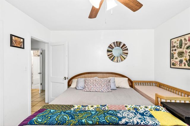 1006 NE 12TH AVENUE, Gainesville, FL 32601