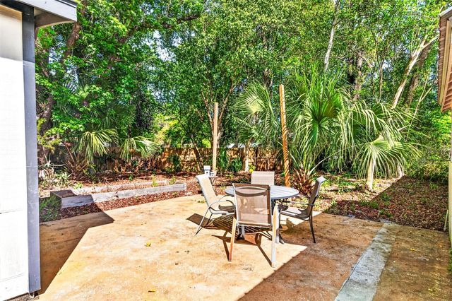 1006 NE 12TH AVENUE, Gainesville, FL 32601