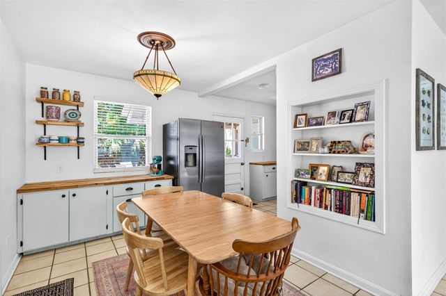 1006 NE 12TH AVENUE, Gainesville, FL 32601