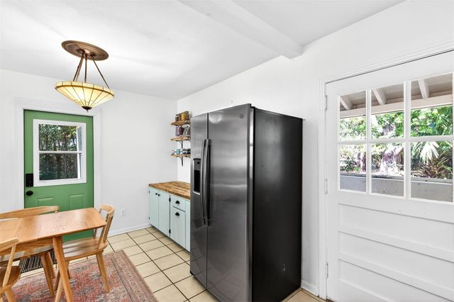 1006 NE 12TH AVENUE, Gainesville, FL 32601
