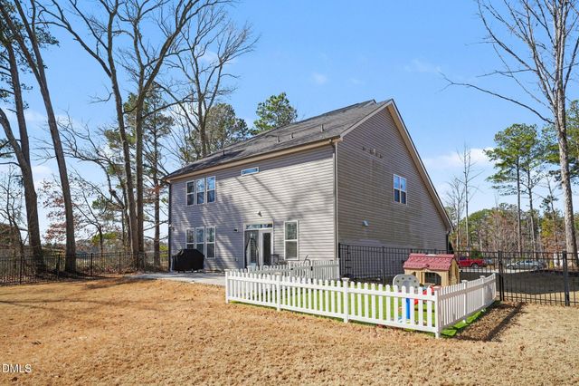 403 W Odell Lane, Zebulon, NC 27597