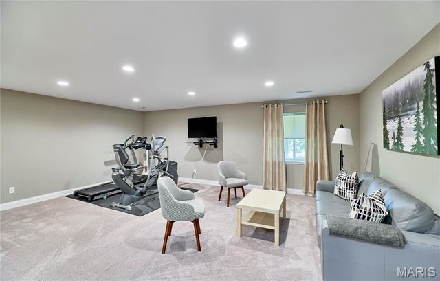 1203 Sadie Lane, Fenton, MO 63026