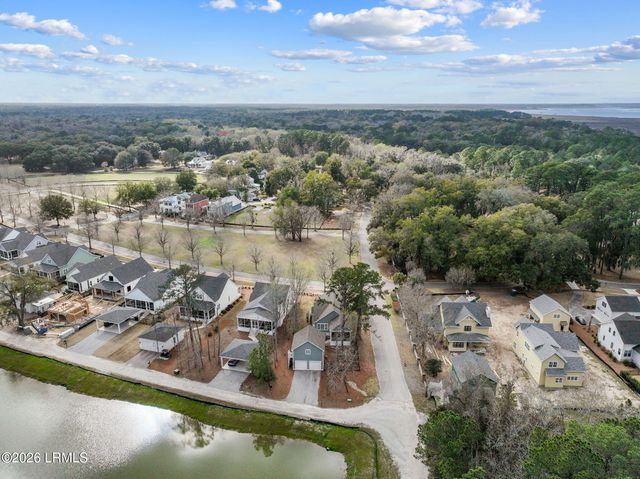 226 Coosaw Point Boulevard, Beaufort, SC 29907