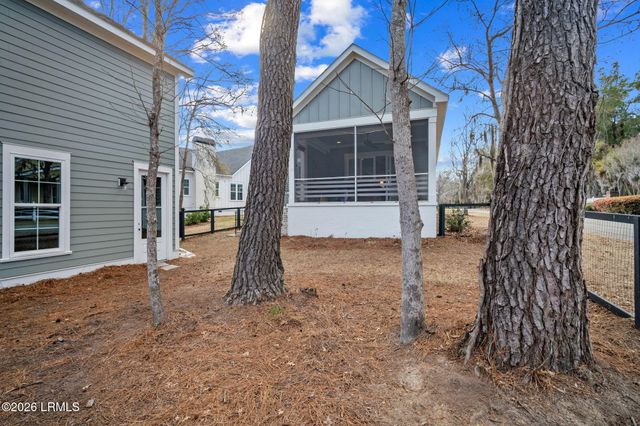 226 Coosaw Point Boulevard, Beaufort, SC 29907