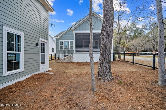 226 Coosaw Point Boulevard, Beaufort, SC 29907