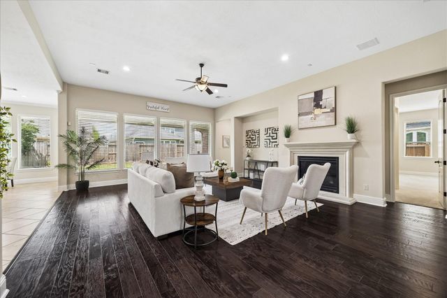 6 Cotton Iron Drive, Missouri City, TX 77459