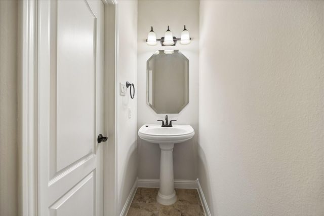 6 Cotton Iron Drive, Missouri City, TX 77459