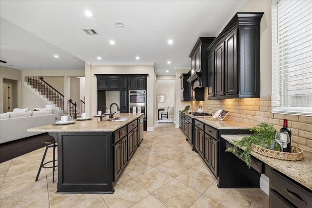 6 Cotton Iron Drive, Missouri City, TX 77459