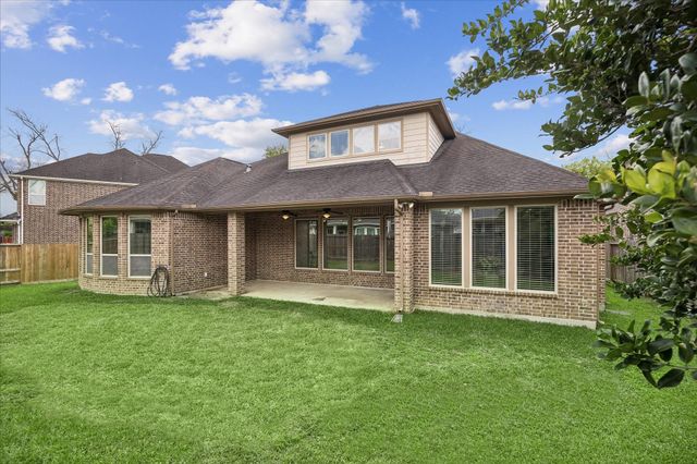 6 Cotton Iron Drive, Missouri City, TX 77459