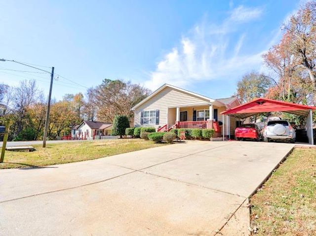 1001 West Circle, Gastonia, NC 28054