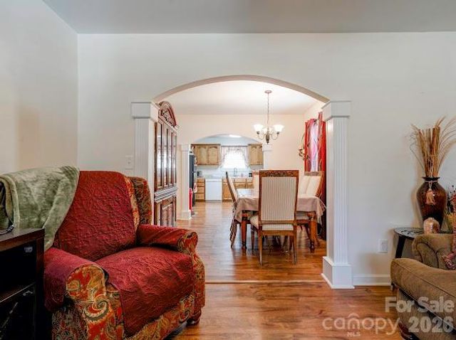 1001 West Circle, Gastonia, NC 28054