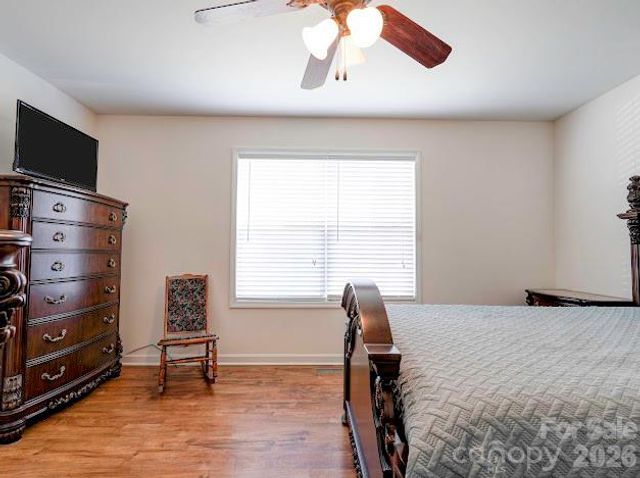 1001 West Circle, Gastonia, NC 28054