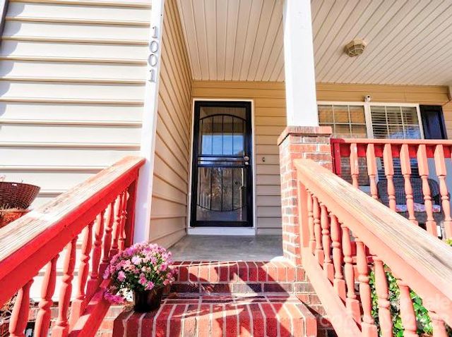 1001 West Circle, Gastonia, NC 28054