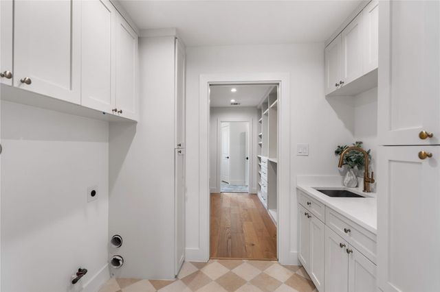 814 Azalea Street, Houston, TX 77018