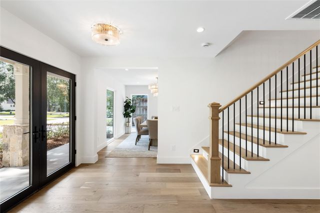 814 Azalea Street, Houston, TX 77018