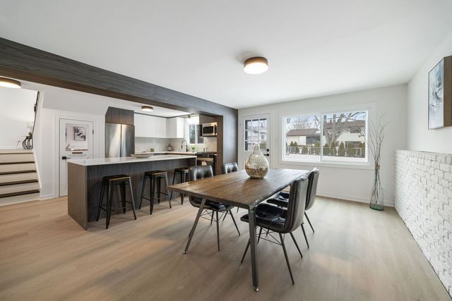 630 Bode Road, Hoffman Estates, IL 60169