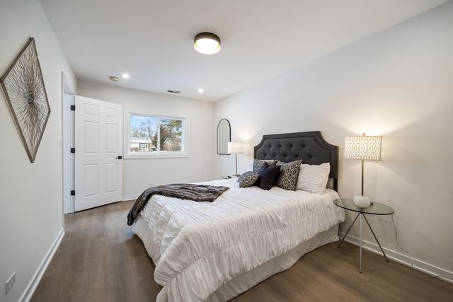 630 Bode Road, Hoffman Estates, IL 60169