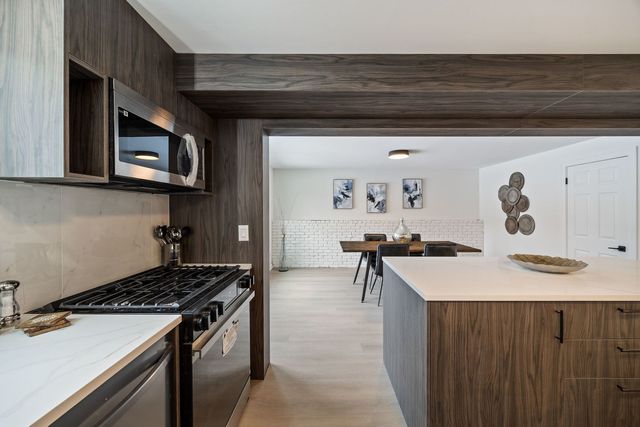 630 Bode Road, Hoffman Estates, IL 60169