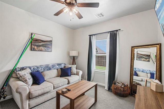 2208 W Earl Drive, Mustang, OK 73064