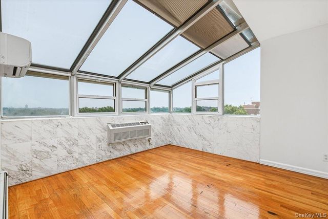 76-01 113th Street PH-A, Forest Hills, NY 11375