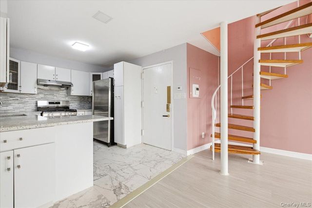 76-01 113th Street PH-A, Forest Hills, NY 11375