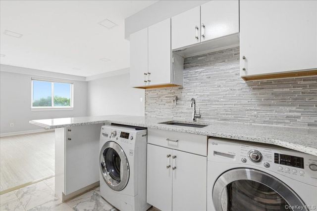 76-01 113th Street PH-A, Forest Hills, NY 11375