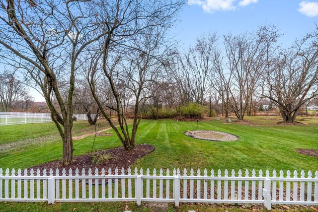 101 81st Avenue, Schererville, IN 46375