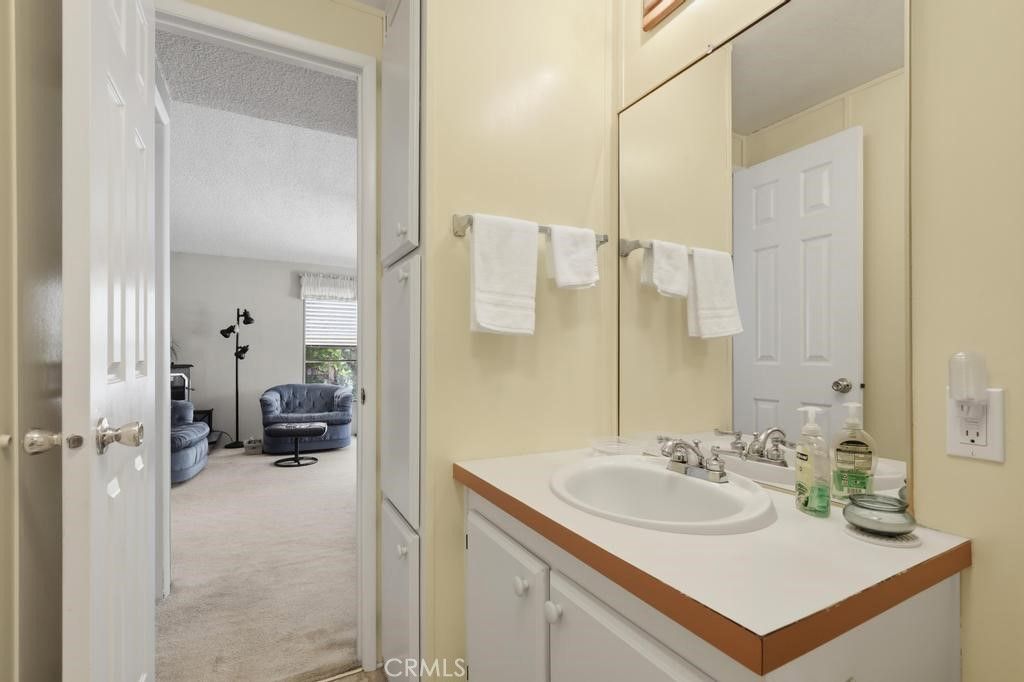Image 31 of property listing at 16 Harbor Court, Oroville, CA 95966