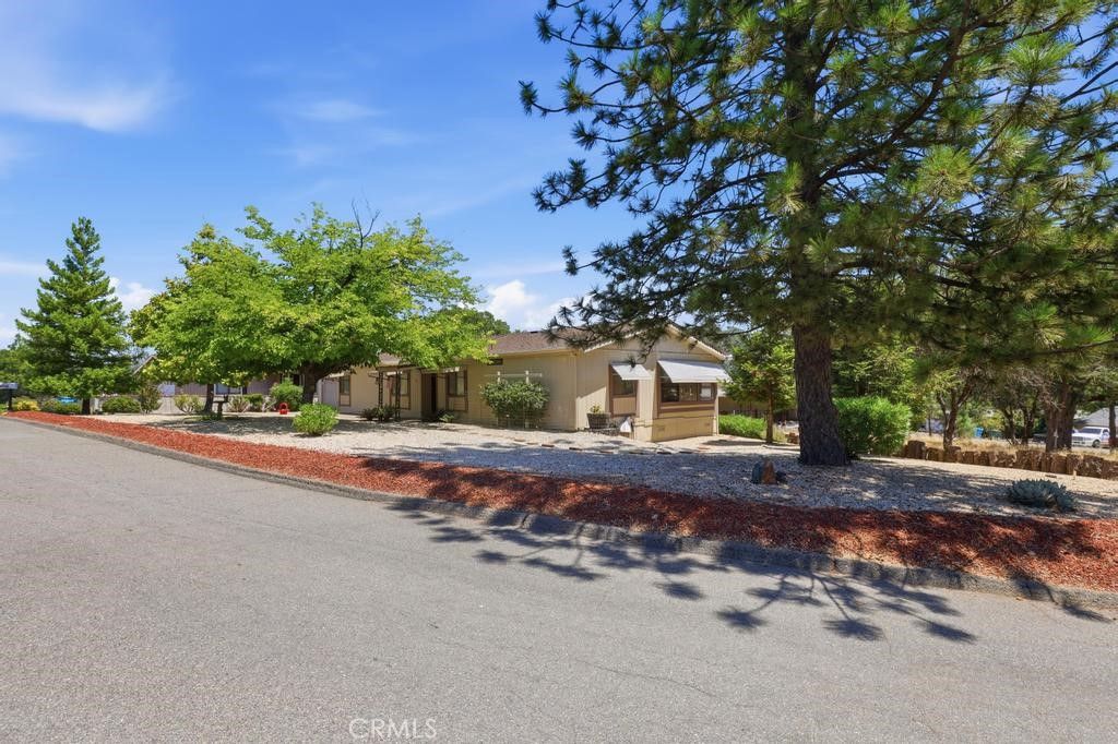 Image 45 of property listing at 16 Harbor Court, Oroville, CA 95966