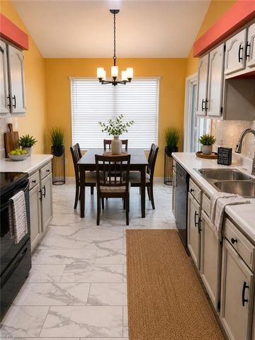 805 Hamlet CT, Yorktown, VA 23693