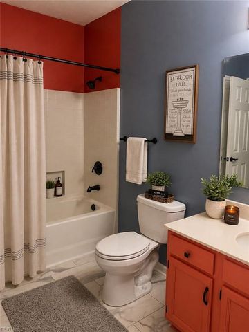 805 Hamlet CT, Yorktown, VA 23693