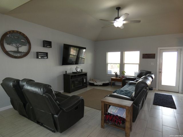 10503 Pablo, Converse, TX 78109