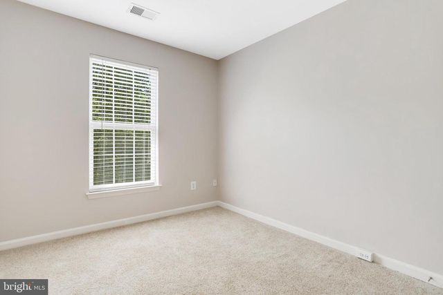 8482 HALLIE ROSE ST, Alexandria, VA 22309