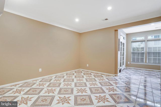8482 HALLIE ROSE ST, Alexandria, VA 22309