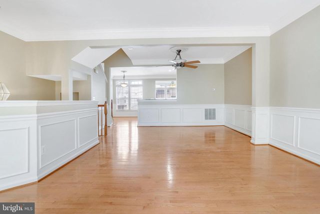 8482 HALLIE ROSE ST, Alexandria, VA 22309
