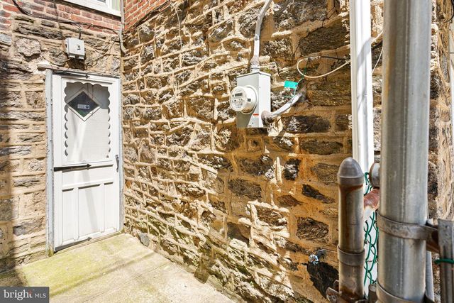 1728 CHURCH LN, Philadelphia, PA 19141