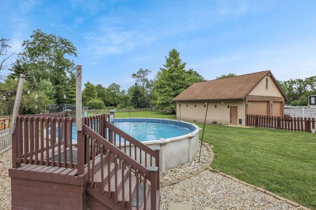 4247 Unroe Avenue, Grove City, OH 43123