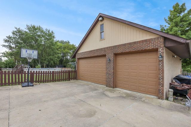 4247 Unroe Avenue, Grove City, OH 43123