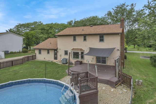 4247 Unroe Avenue, Grove City, OH 43123