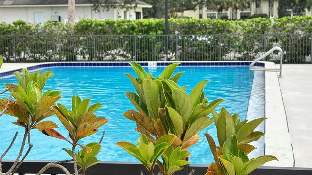 44 Plantation Drive 102, Vero Beach, FL 32966